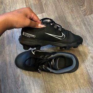 Nike Black Hyperdiamond 4 Softball Cleats